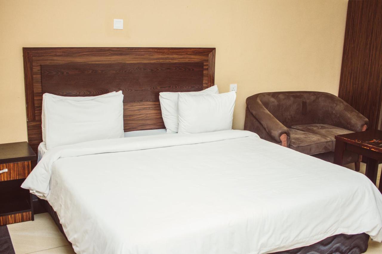 Residency Hotels Enugu Independence Layout Екстериор снимка
